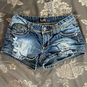 Angles Jean shorts